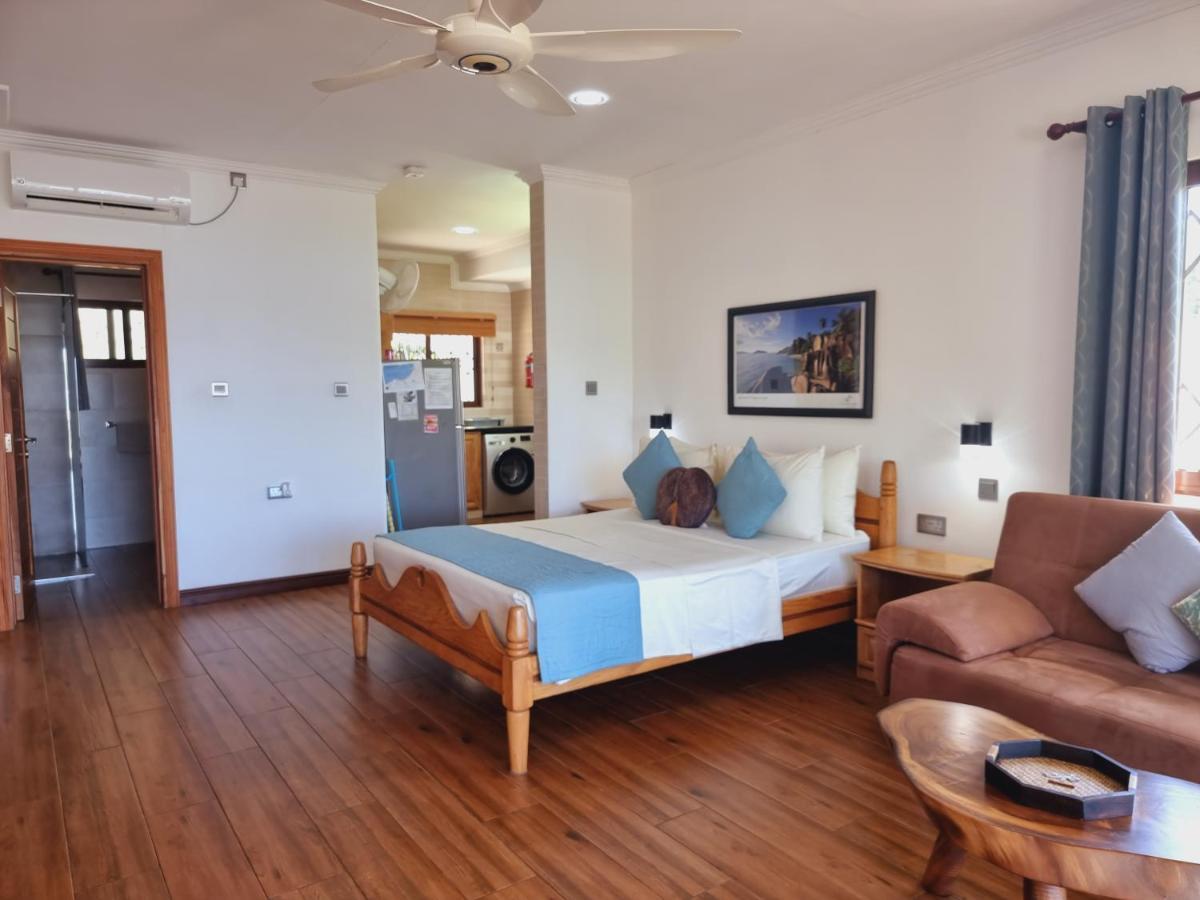 Drake Seaside Studio Apartments Bel Ombre Eksteriør billede