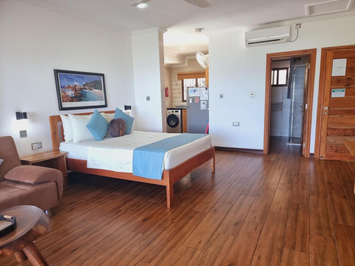 Drake Seaside Studio Apartments Bel Ombre Eksteriør billede